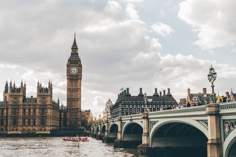 UK Travel Guide